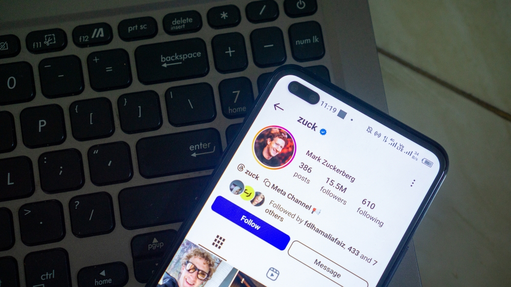 come vedere la posizione di una persona su instagram